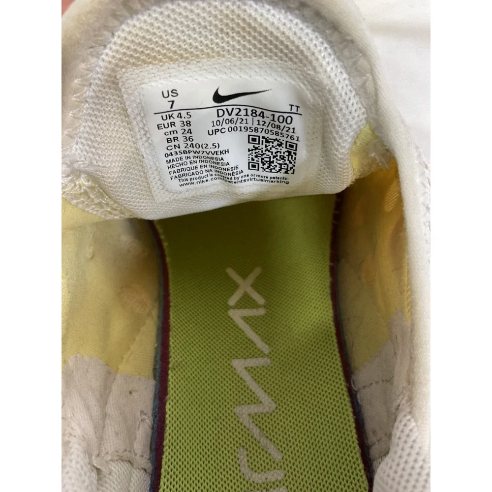 Nike Lightweight White Air Max 270 Sneakers Size 7 - Picture 4 of 7